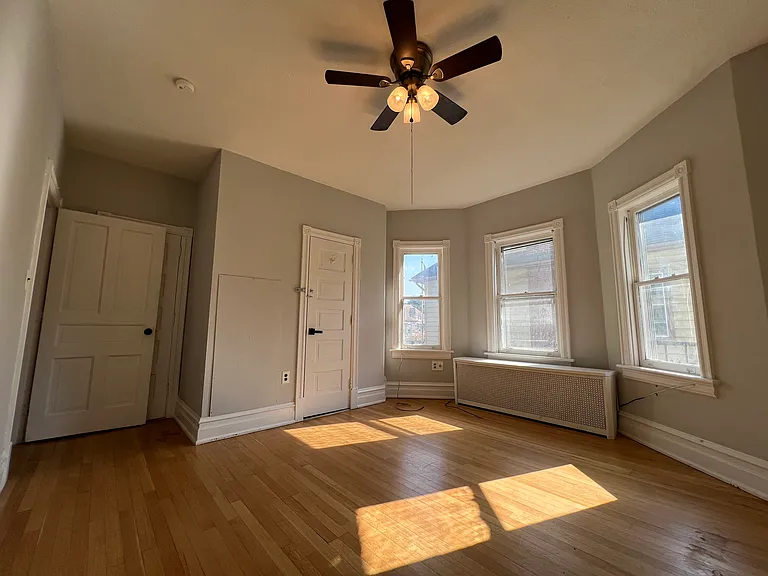 2044 Hanover Ave #2 — Photo 12