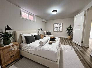 52 Sunmount Rd, Toronto, ON M1T 2A6