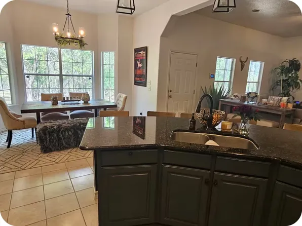 8015 Ventura Blvd, Selma, TX 78154
