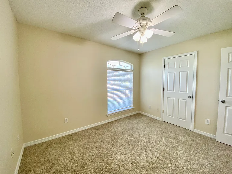 1550 Oakhill Rd — Photo 13