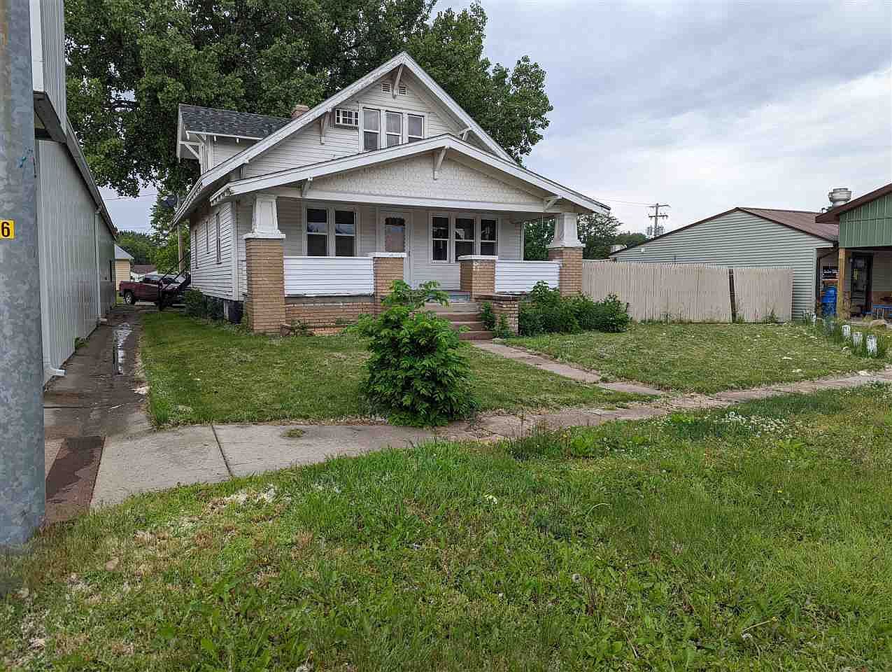 315 E Main St, Pierce, NE 68767 Zillow