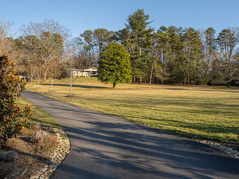 9 W Haven Ln — Photo 22