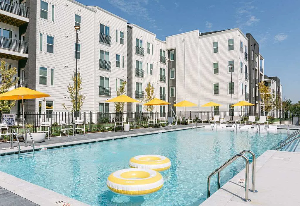 Northerly — Photo 1