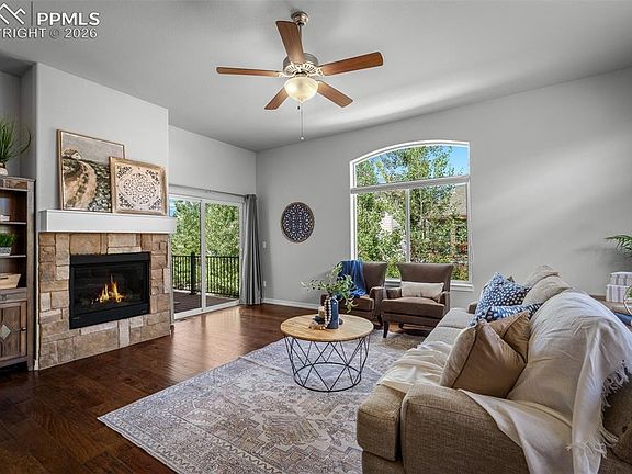 2nd image of 13916 Paradise Villas Grv