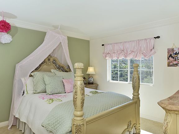 3rd image of 2141 Island Shore Way