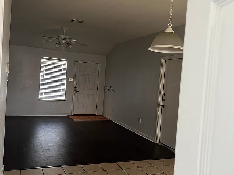 229 Marvin Cv — Photo 9