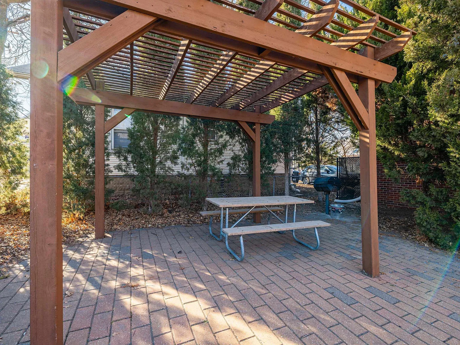 2209 D St — Photo 4