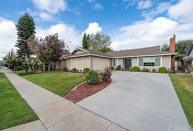 1st image of 15051 Sevilla Cir