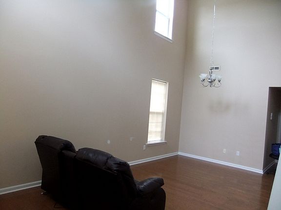 2nd image of 108 Maravista Ave