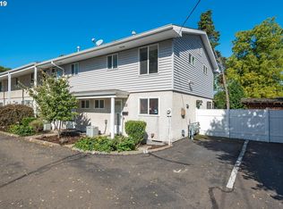 3533 SE Gladstone St APT 22, Portland, OR 97202