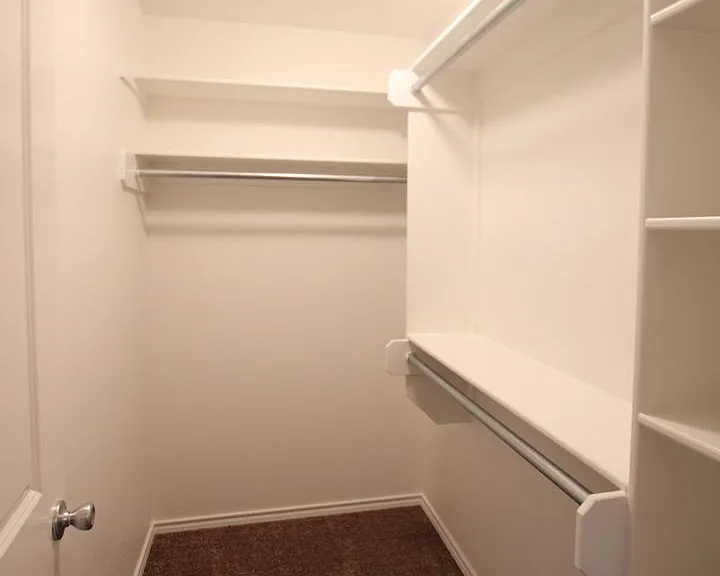 Brad Circle 1210 — Photo 13