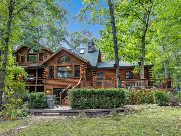N1210 Spirit Island Trl, Keshena, WI 54135