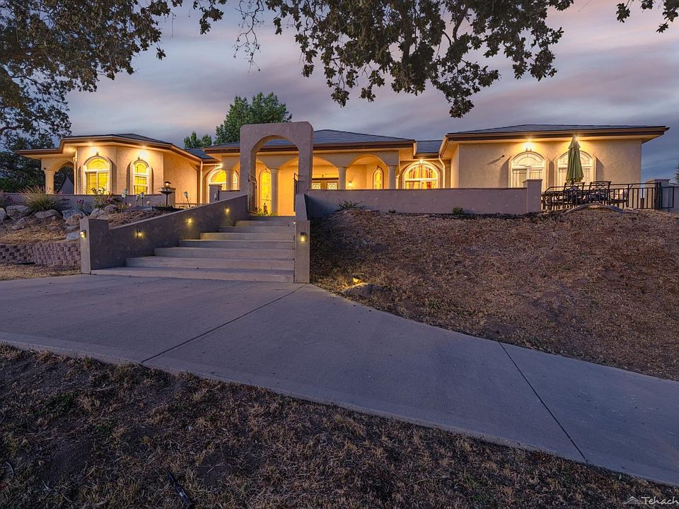 23820 Lakeview Dr, Tehachapi, CA 93561 | Zillow