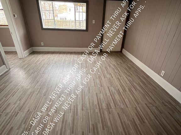 4th image of 303 Skillen St Unit B