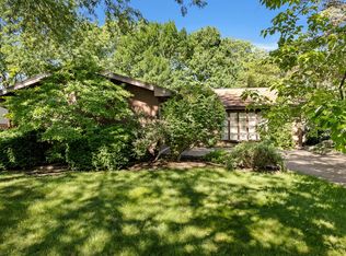 1419 Brush Hill Cir, Naperville, IL 60540