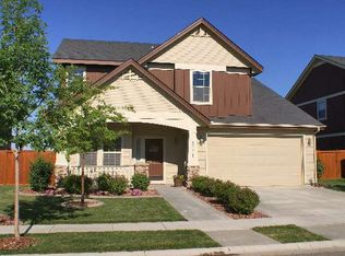 5271 N Fox Run Way, Meridian, ID 83642