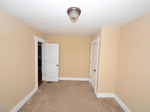 2nd image of 1418 Beacon St #1