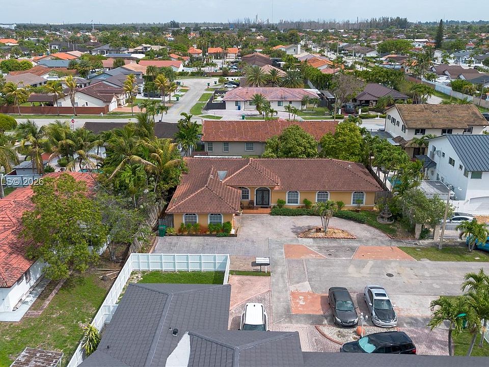 1st image of 13911 SW 18th Ter