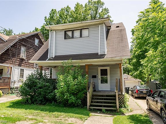 2nd image of 190 E Archwood Ave