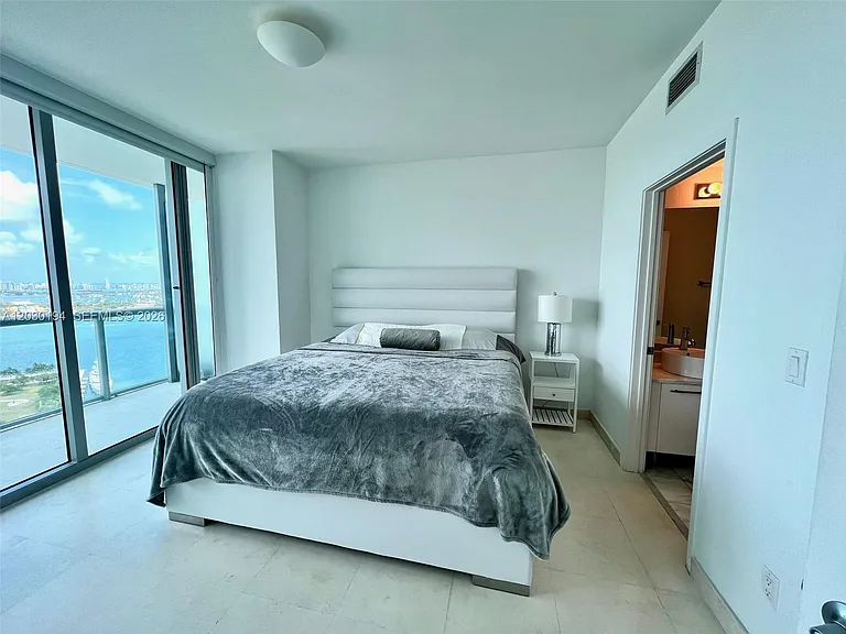 888 Biscayne Blvd #2911 — Photo 7