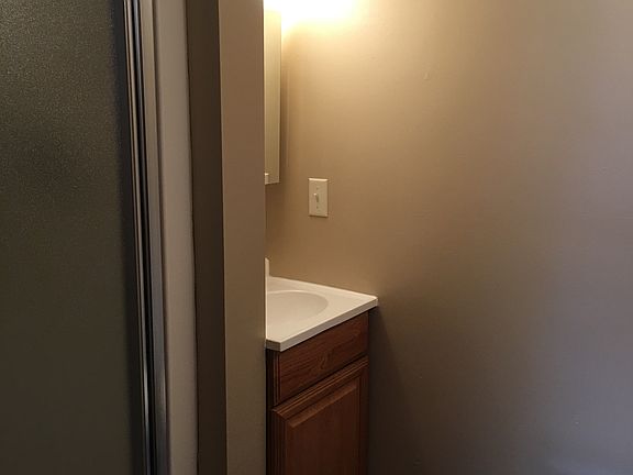 3rd image of 50 1/2 Waltz Dr