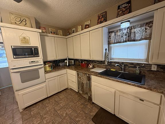 5th image of 120 Nueces St