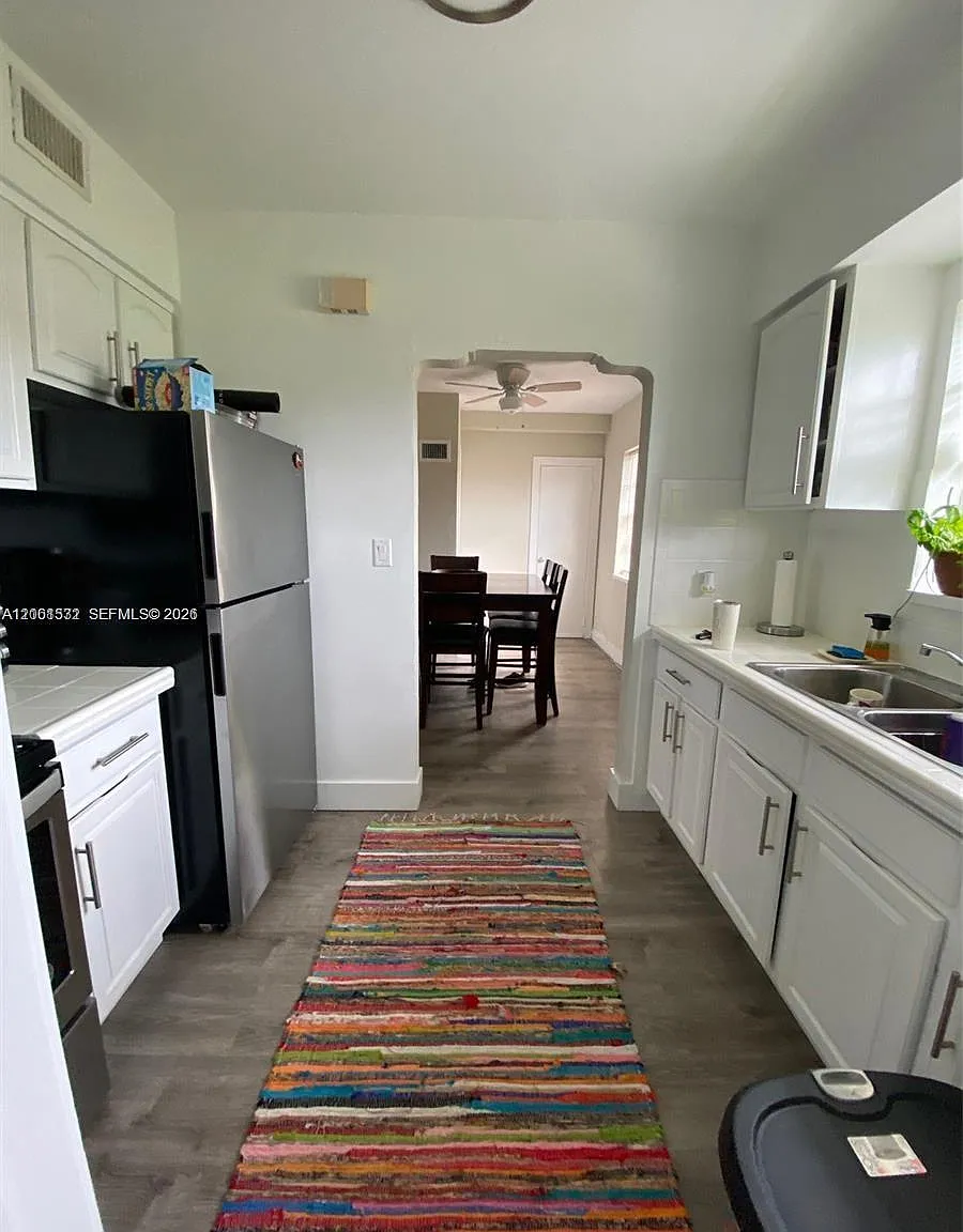 Biscayne Park Estates — Photo 3