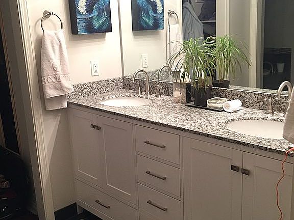 Master bathroom 