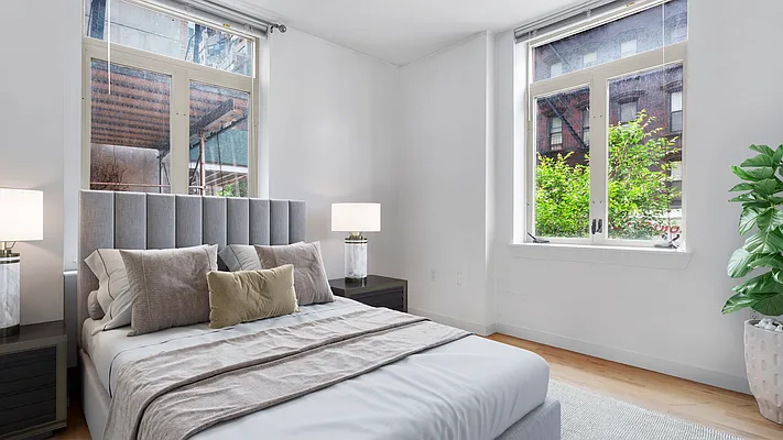 Rented by Brown Harris Stevens | media 8