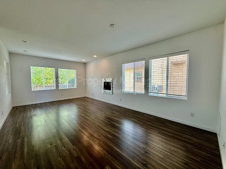 17508 E 111th Pl — Photo 9