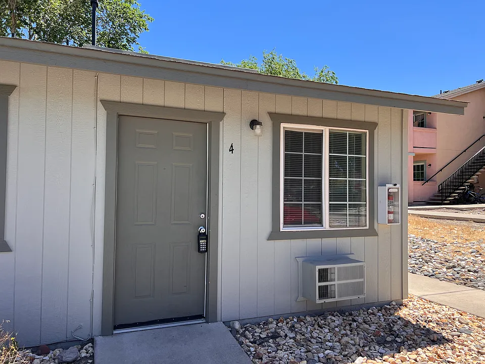 Cedar Apartments