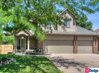 16322 Sprague St, Omaha, NE 68116
