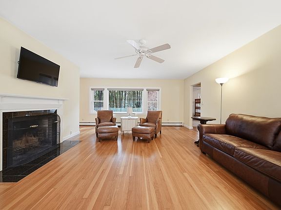 4th image of 9 Wyeth Road