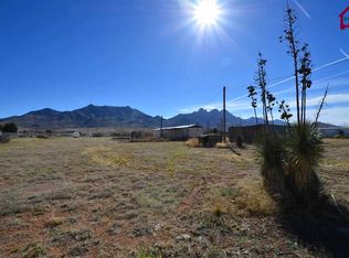 4375 Butterfly Ln, Las Cruces, NM 88011