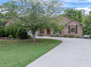 315 Hidden Cove Ct, Maryville, TN 37803