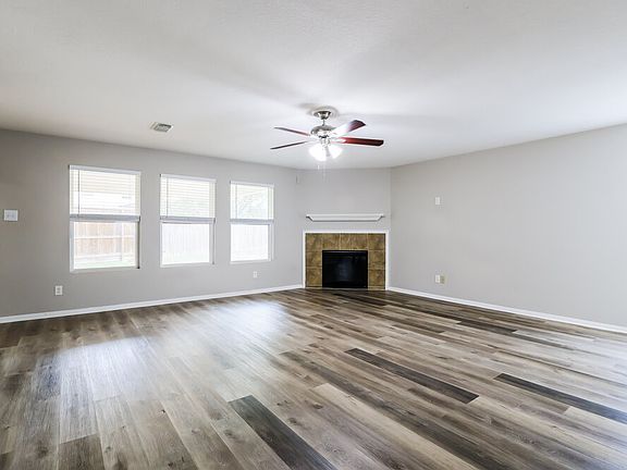 5th image of 20806 Fox Trot Ct