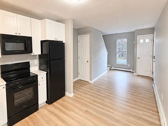 5th image of 3 Ham Rd #1