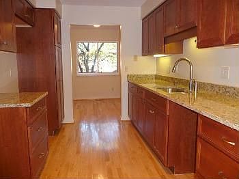 2nd image of 13 Eastbury Ct