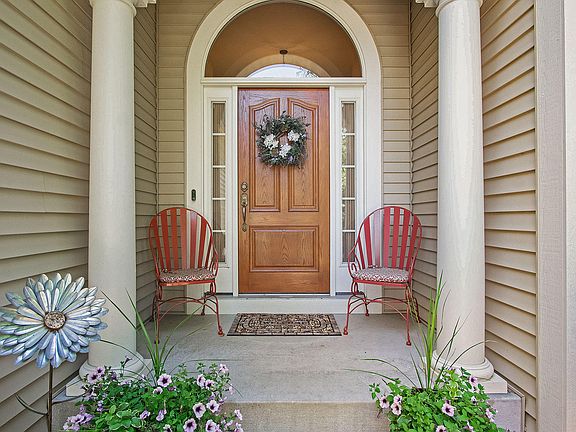 4th image of 13769 Lake Sedge Dr