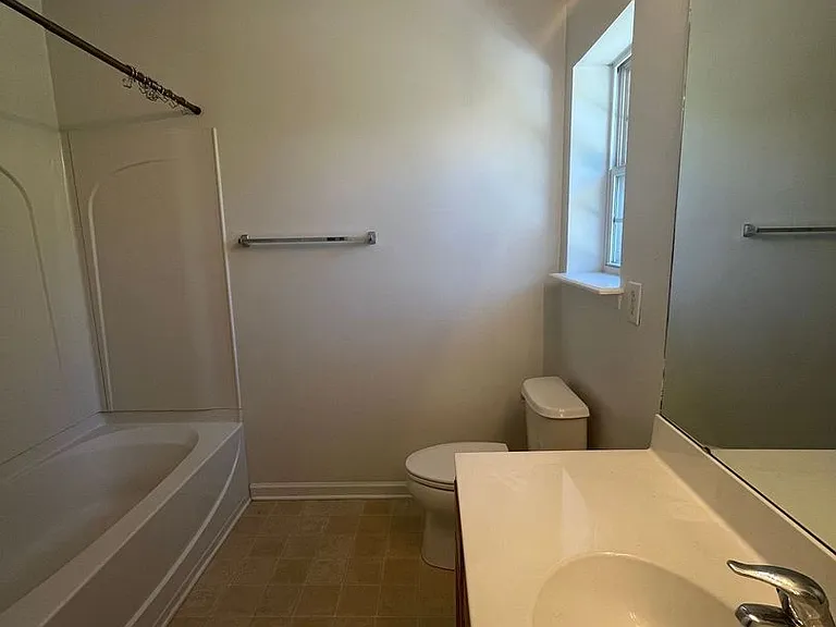 101 Brockman Way — Photo 9