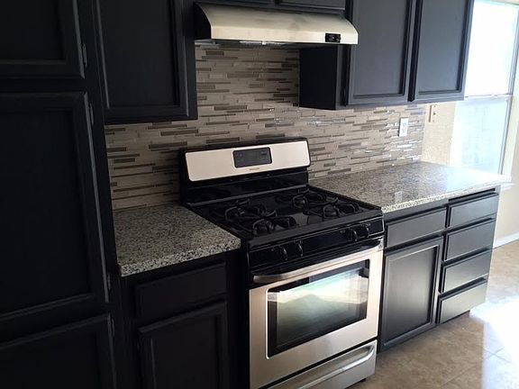 4th image of 8120 Spengler Dr