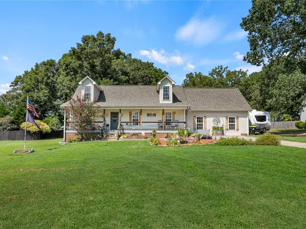 7 Wooded Glenn Ct, Pelzer, SC 29669