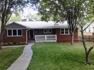 1129 Sewickley Dr, Charlotte, NC 28209