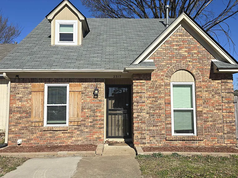 2317 Belin Dr — Photo 1