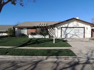 2281 Bigelow Ave, Simi Valley, CA 93065