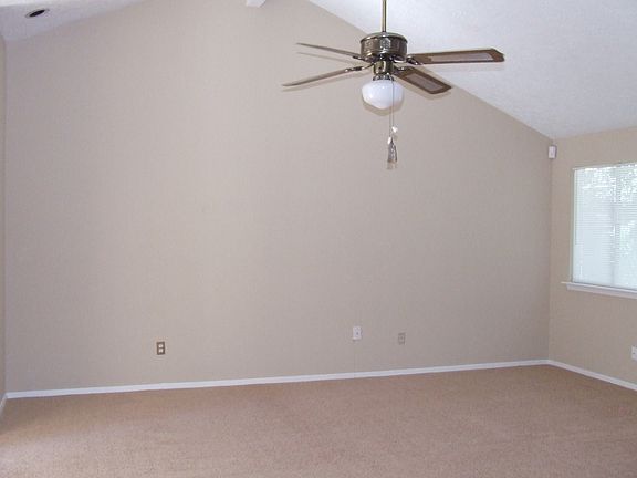 4th image of 2518 Corral Trl