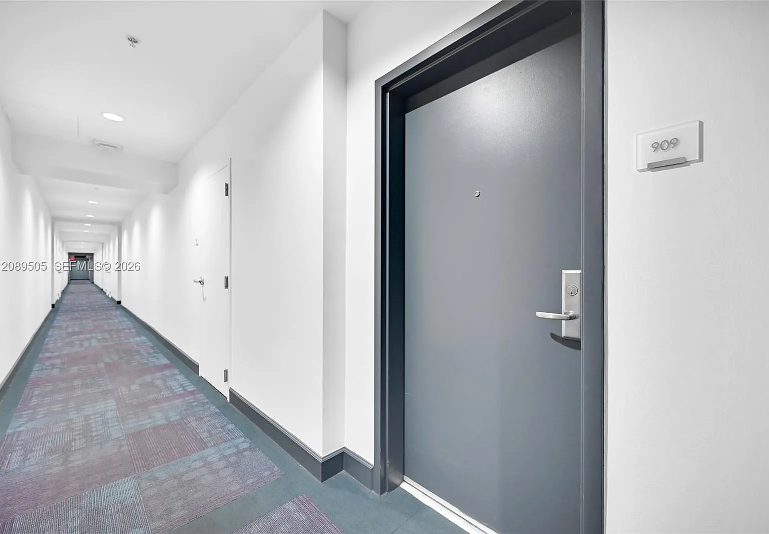 The Lexi Condo — Photo 3