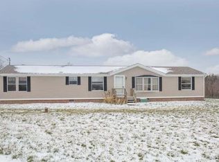 9179 Berry Rd NE, Kensington, OH 44427