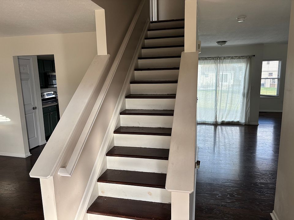 1st image of 5560 Boucher Dr