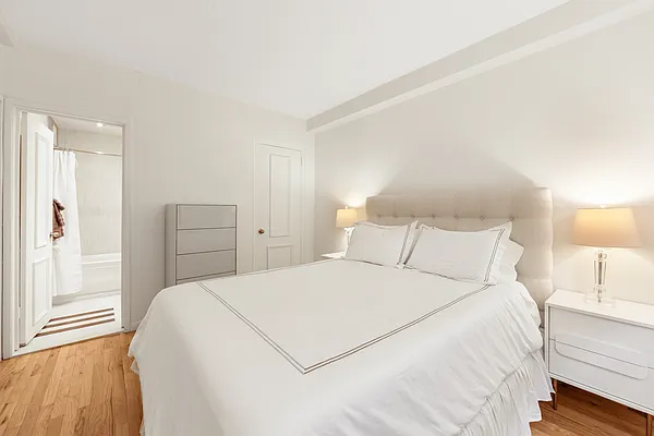 Rented by WAM Partners - William Moses Co. | media 5